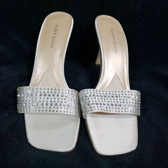 KAREN SCOTT SATIN SQUARE-TOE KITTEN HEELS - Picture 4 of 5